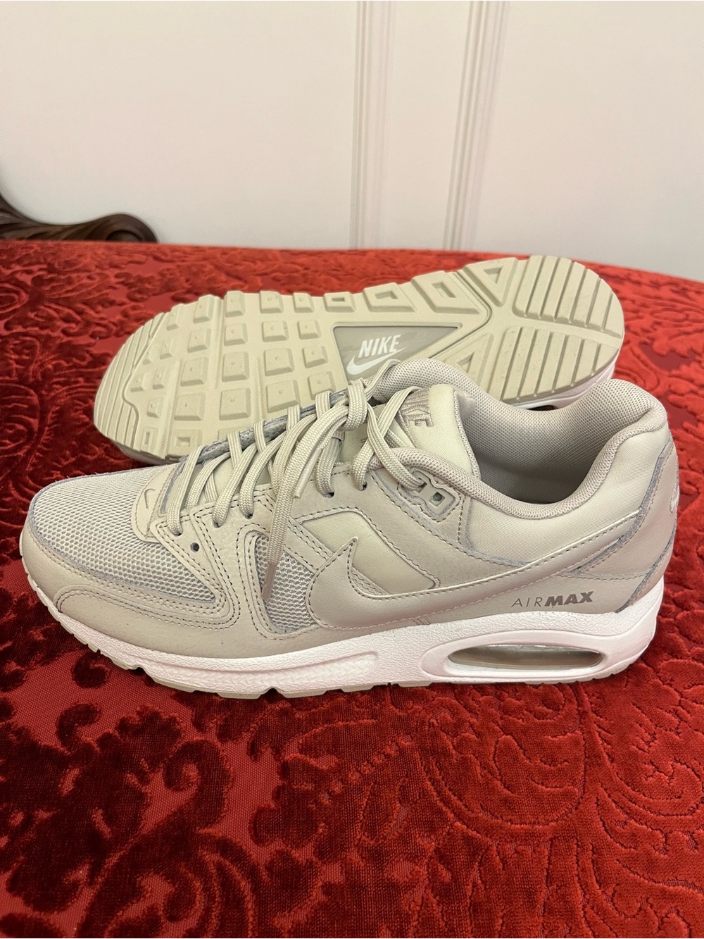 Nike Women's Air Max Command Sneaker in Grey size 10 never worn (no tags or box) - Picture 5 of 5